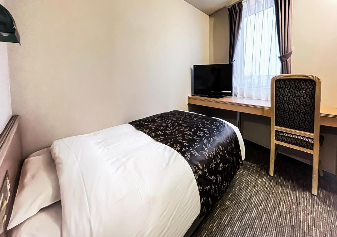 Apa Hotel Kanazawa-Nishi 1