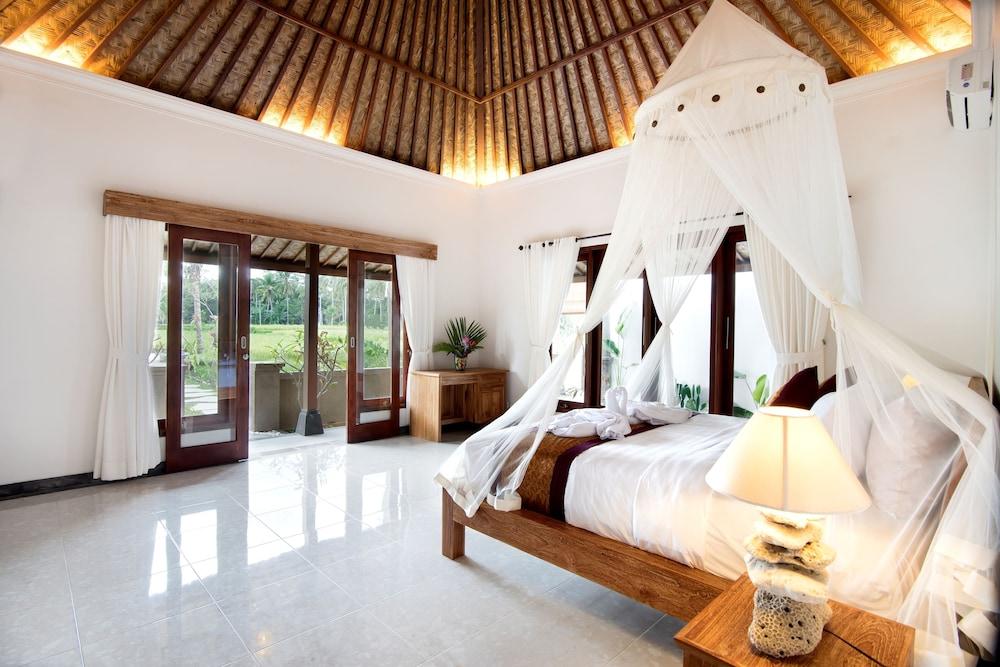 Santosha Villas & SPA 2