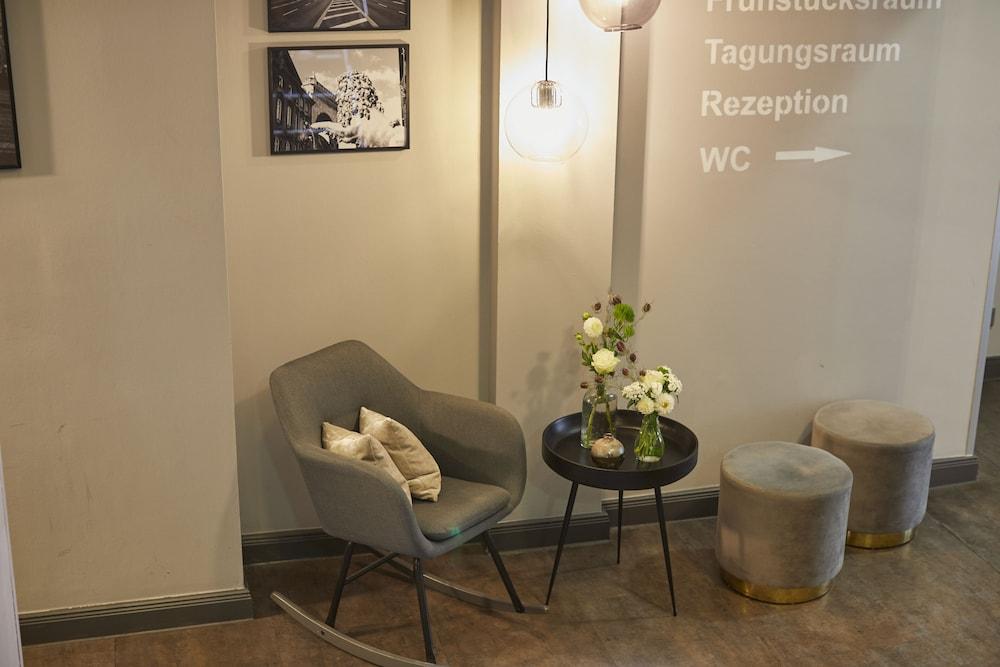 Mirabell (Adults only) 1