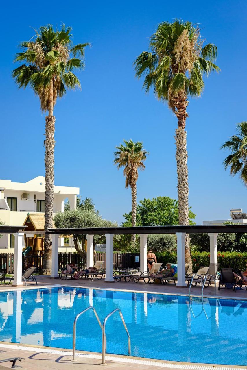 Pefkos Village Resort 1