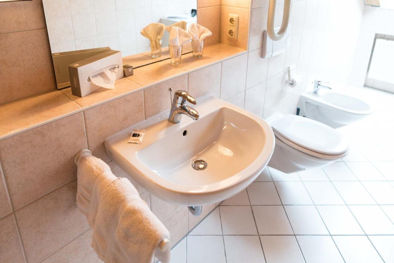 Landhotel Huber Am See 2