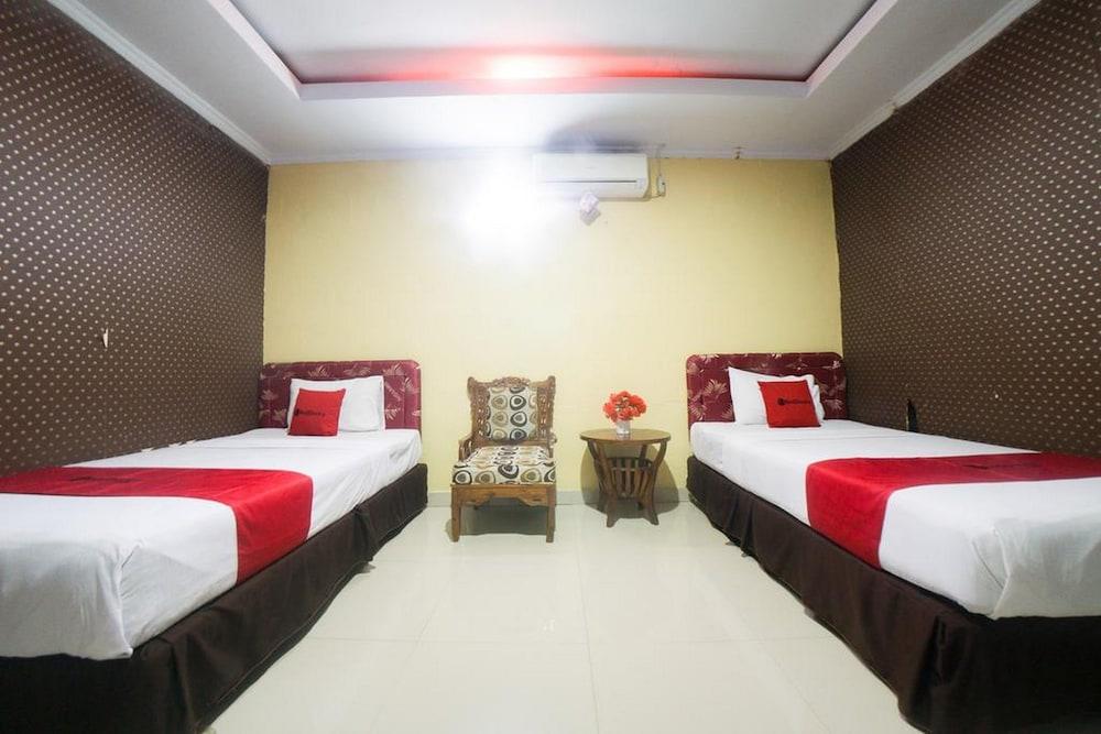 Eljie Hotel Limboto 2