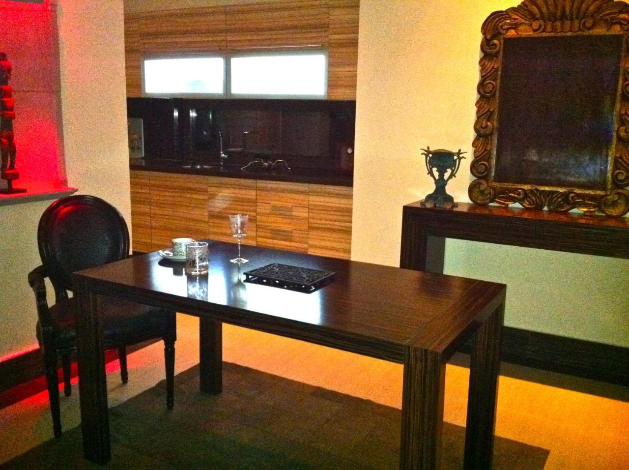 Rok Plaza (Adults only) 2