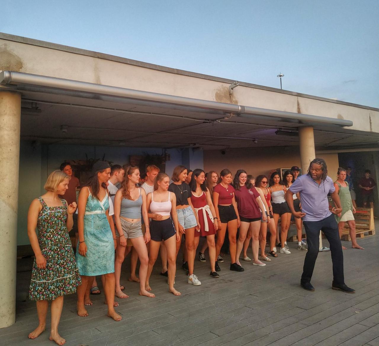 Twentytu Hi-Tech Hostel 1