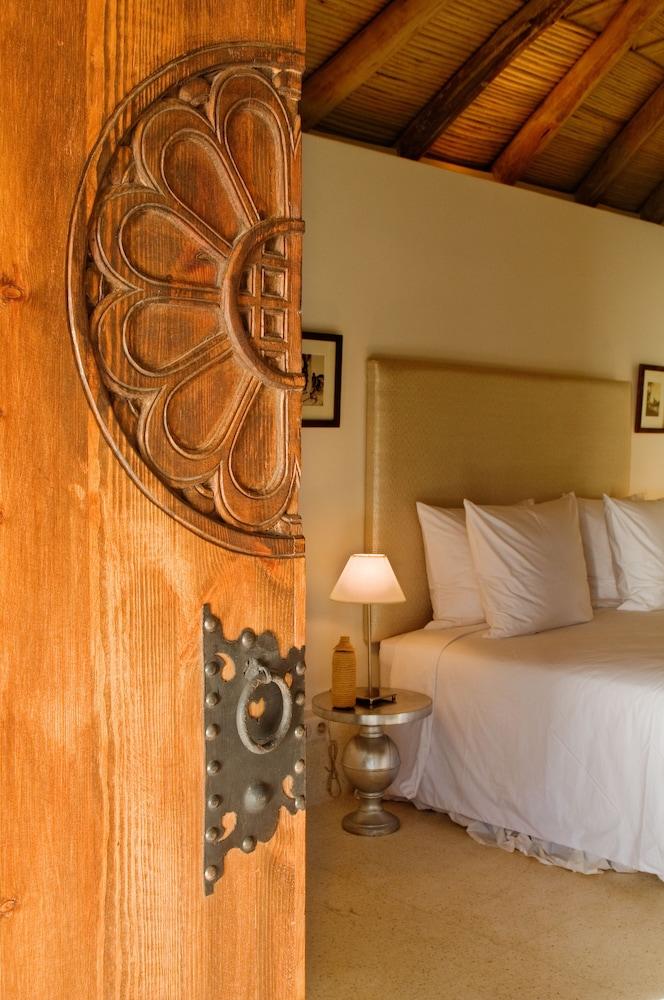 Les 5 Djellabas (Adults only) 2