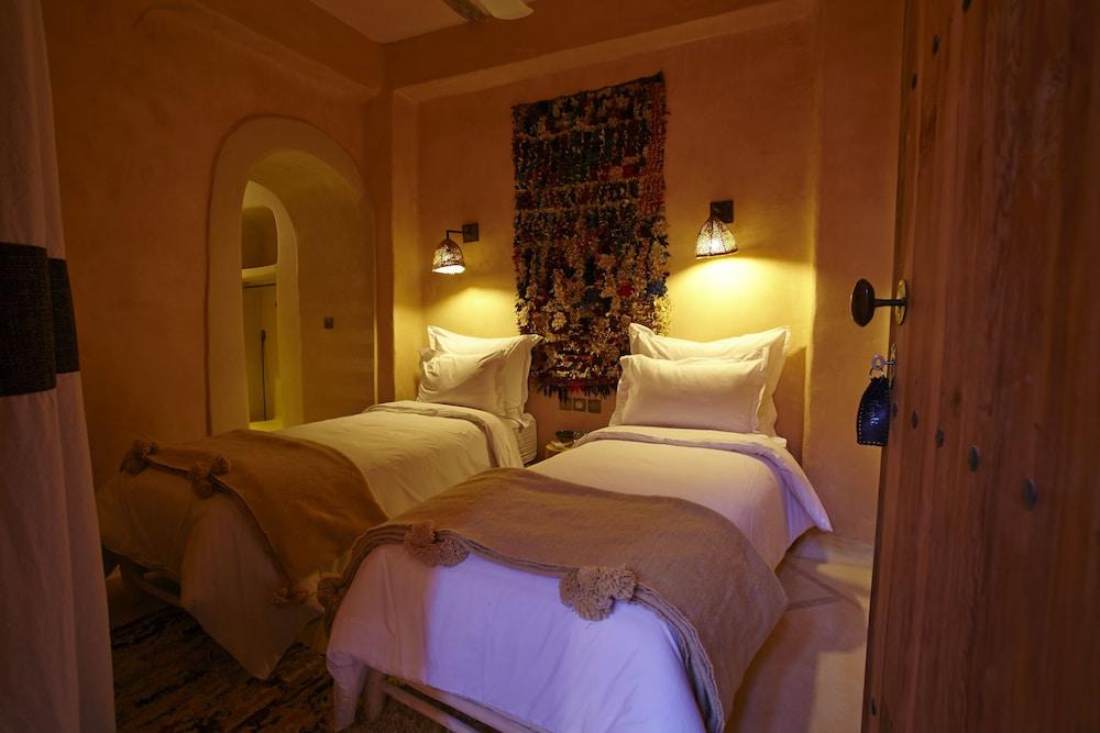 Caravane (Adults only) 2