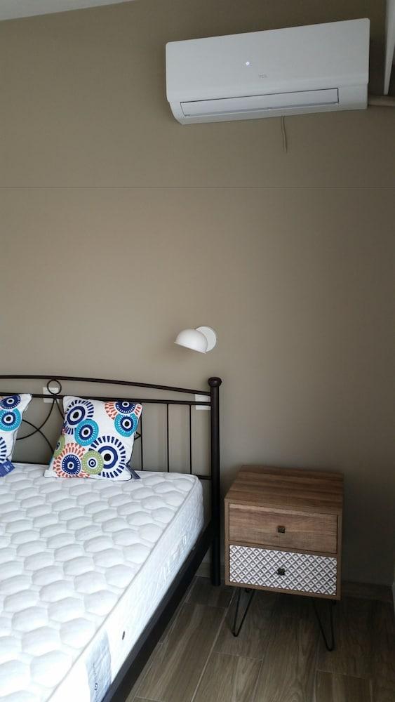 Ria's Deluxe Apartments (Adults only) 2