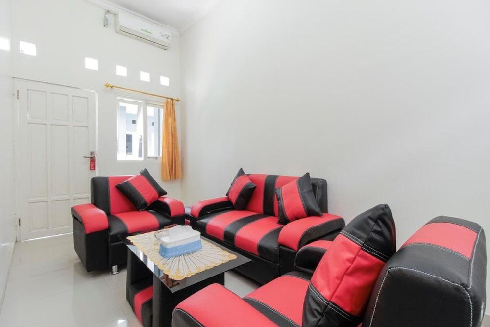 Reddoorz Near Universitas Palangkaraya 1