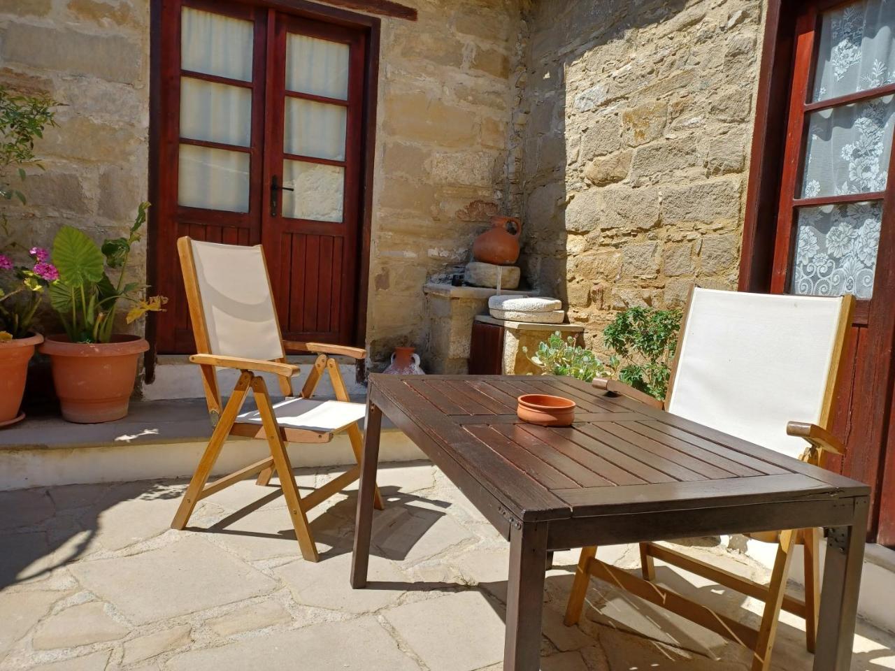 Niovi House (Adults Only) 2