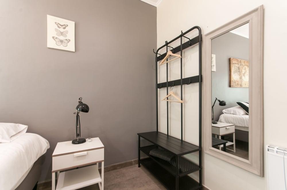 Lovely And Central 4 Br Apartment 2