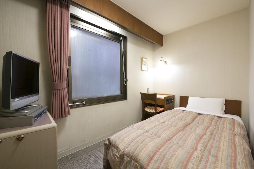 Econo Kanazawakatamachi 2