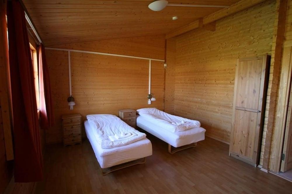 Fossholl Guesthouse 2