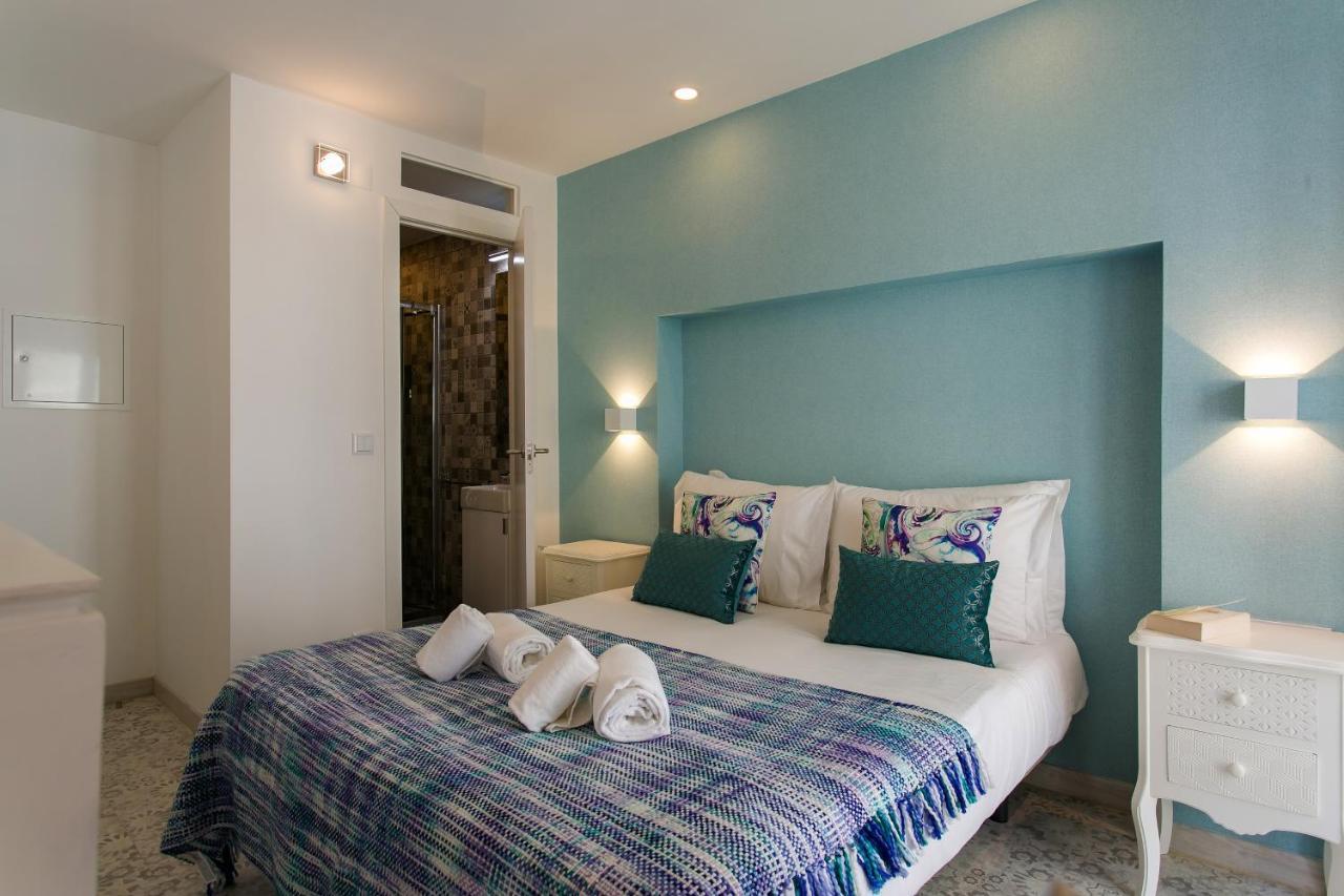 Suites Amalia Guesthouse Near Rossio Square 2