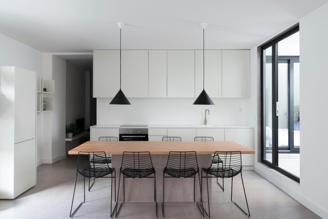 Lisbon Domus 74 by Amcf 2