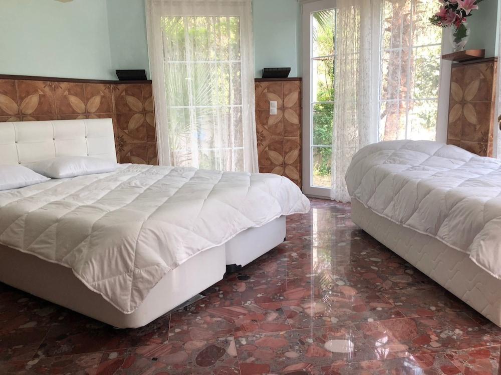 Realty Best Villas 1