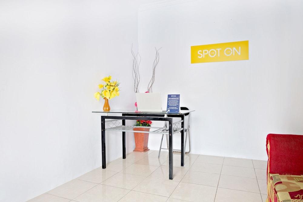 Spot on 2847 Anggrek Homestay Syariah 2