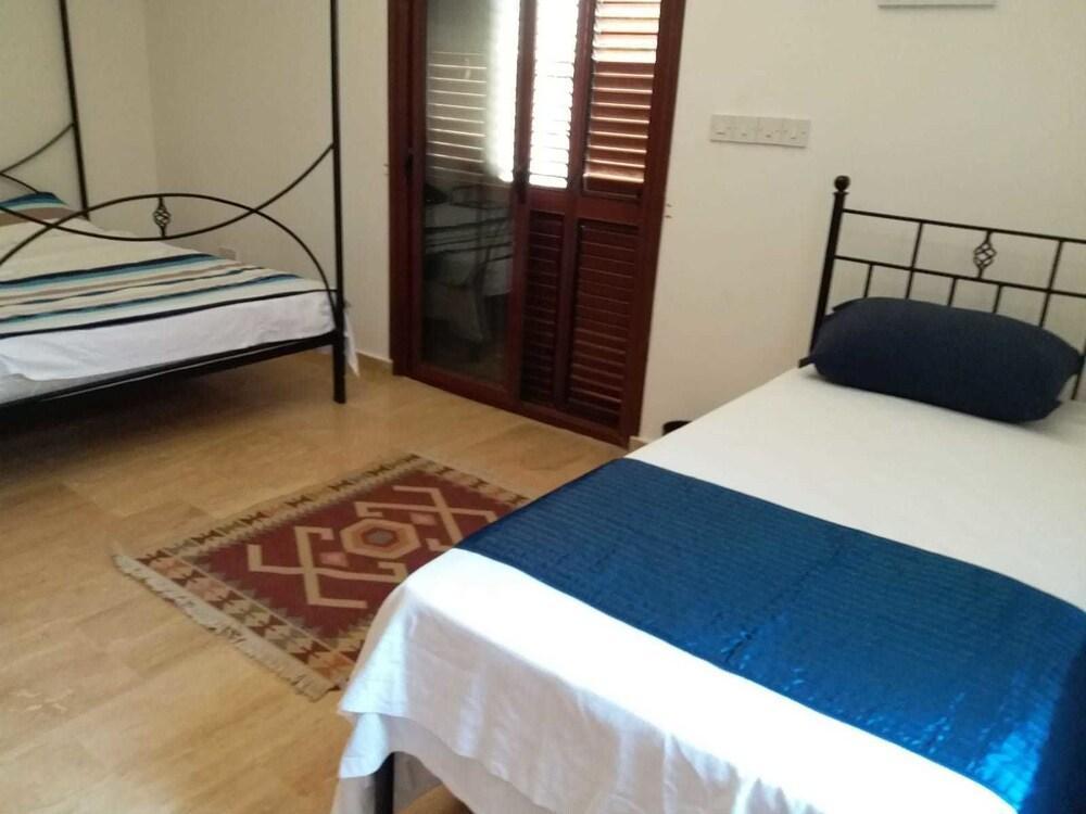 Sea Breeze Mountain Villa 1