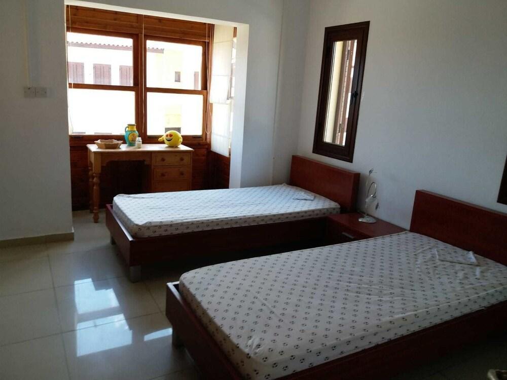 Sea Breeze Mountain Villa 2