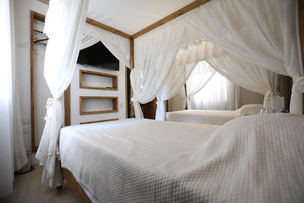 Hilmi Efendi Guest House 1