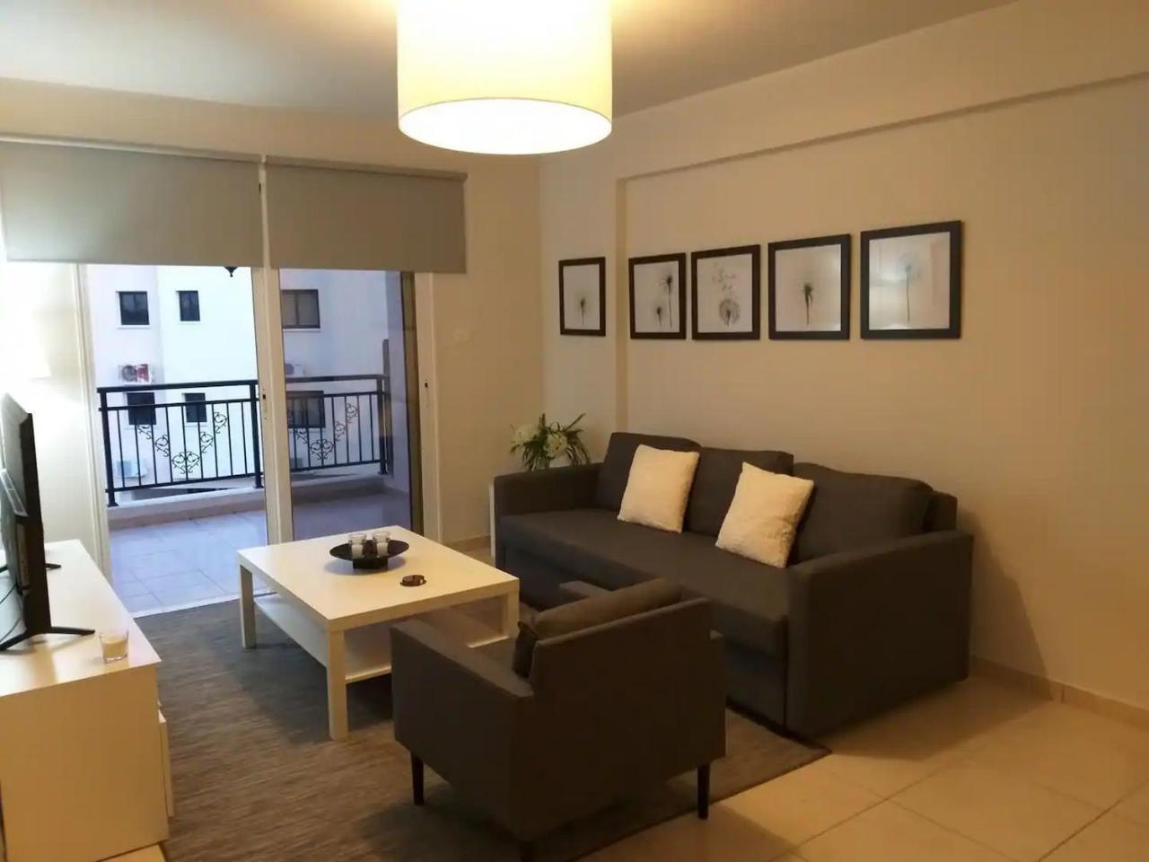 Artemis Panorama Escape Vacation 1