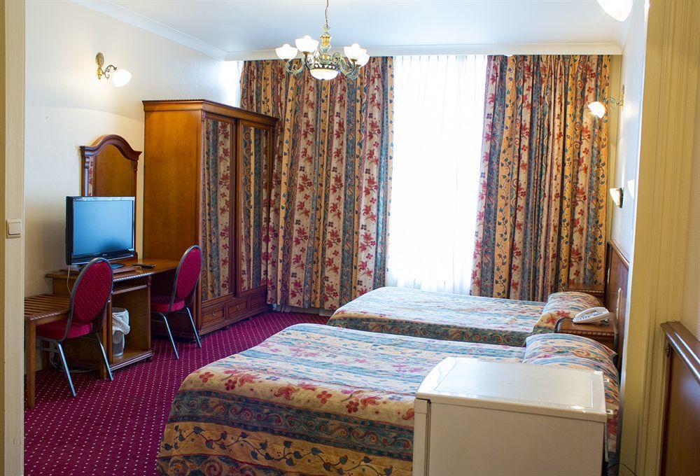 Hotel Continental Gare du Midi 1