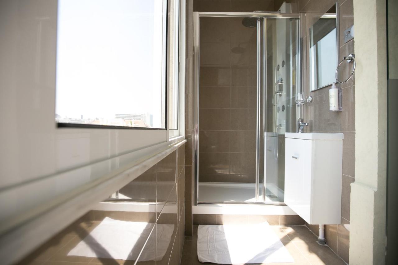 Bhuiyan Family Host (Adults only) 1