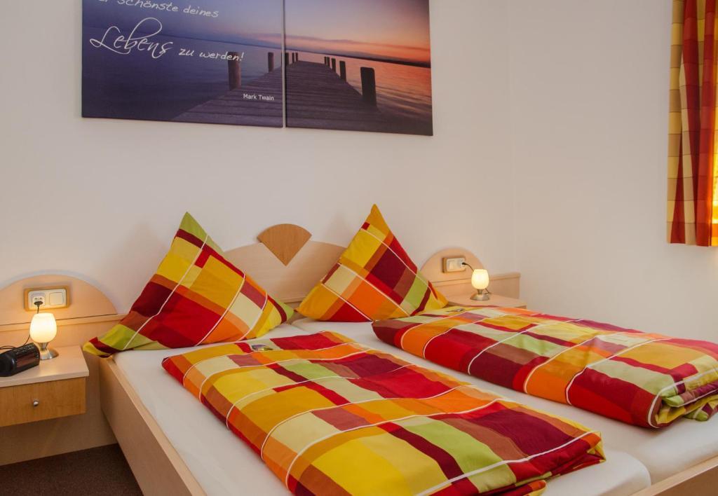 Hotel-Cafe Hanfstingl 1