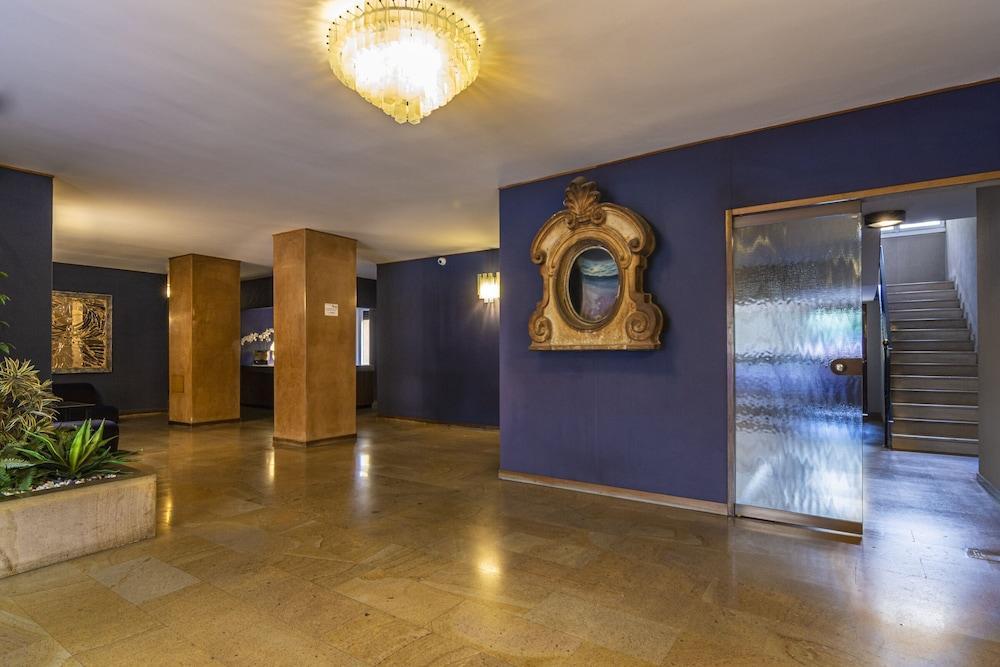 Santa Valeria - 4 Bedrooms Apartment 1