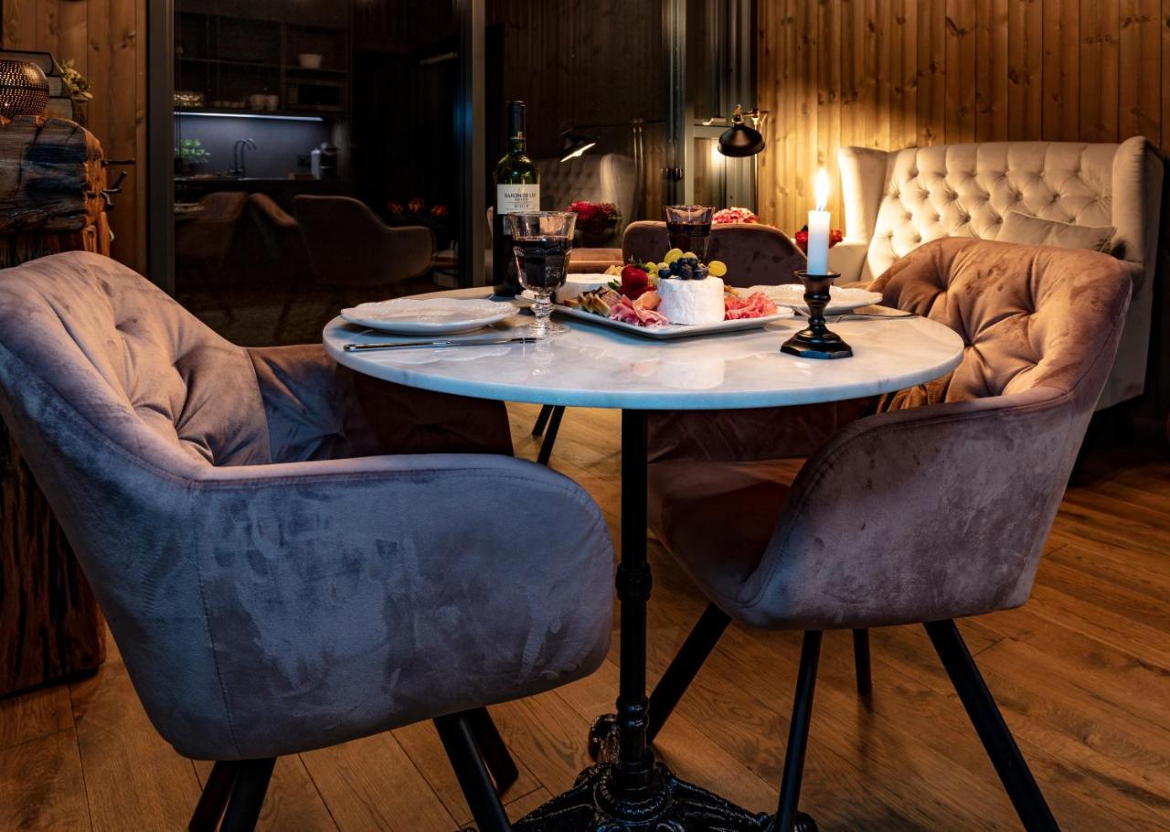 Seljalandsfoss Horizons 2