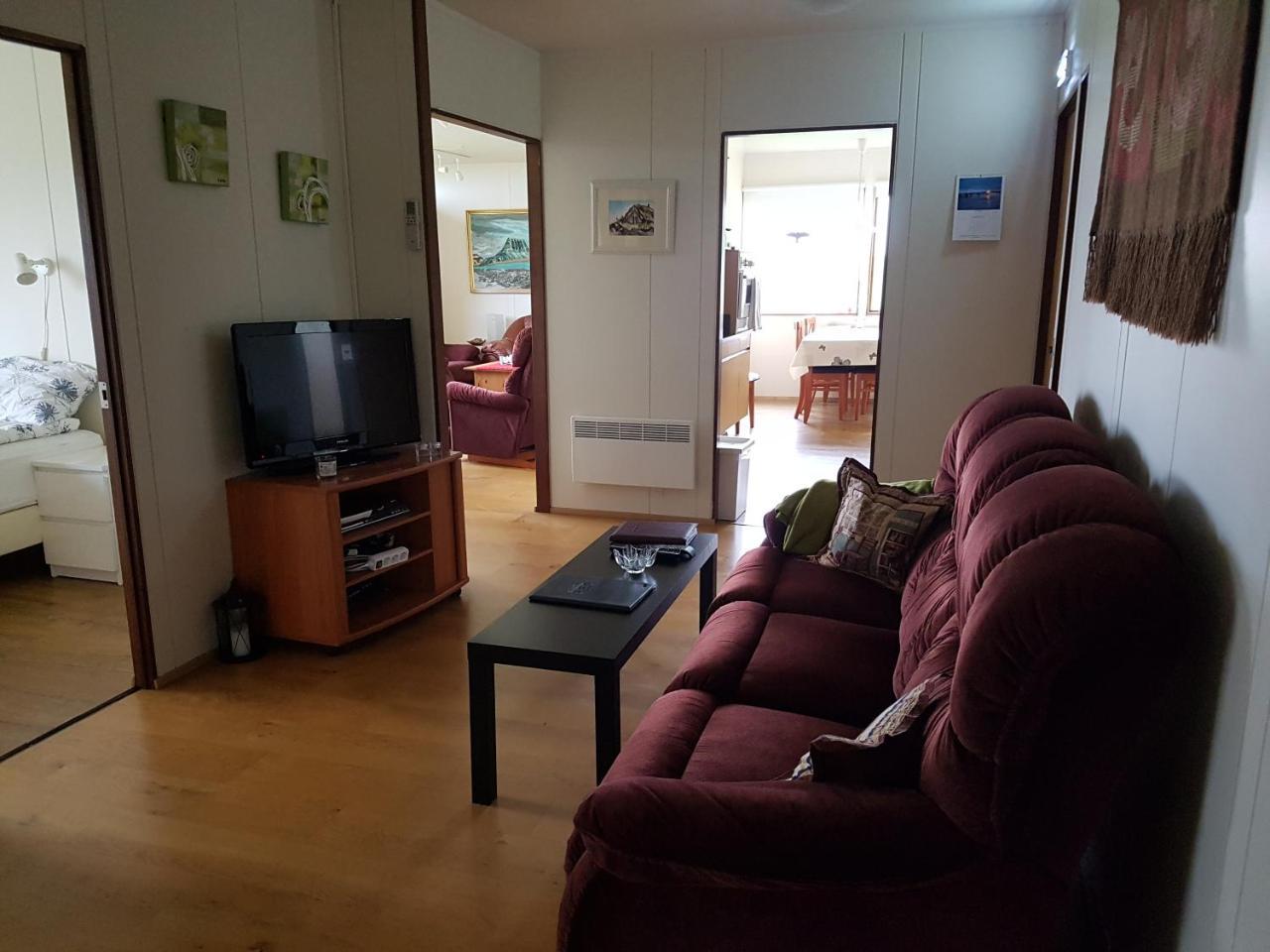 Miðjanes Reykholahrepp 1