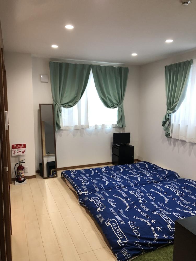 Kanazawa Hachitabi Konjiki 1