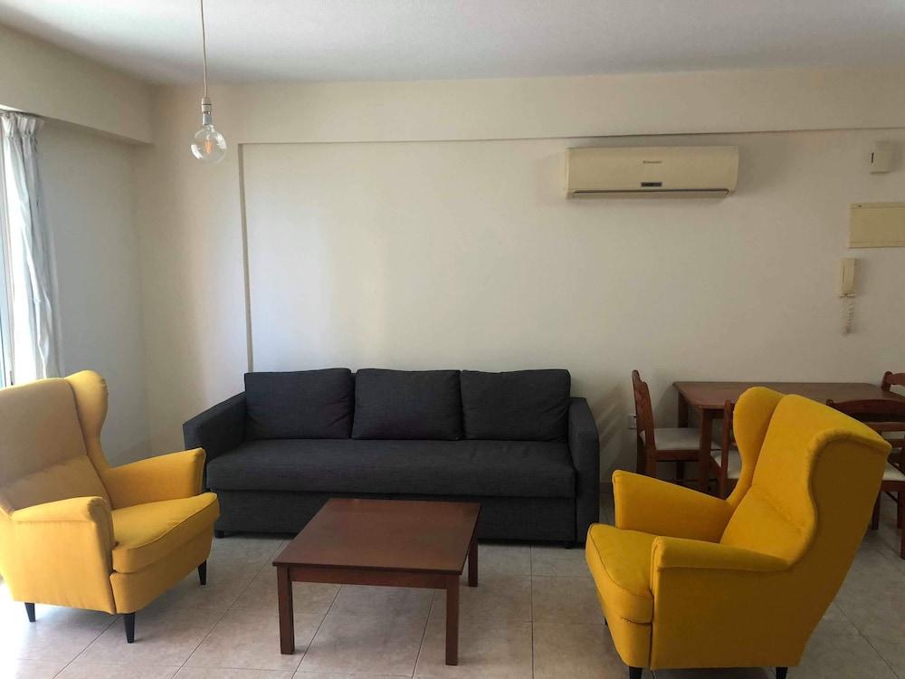 1 Bedroom Apartment Near Beach