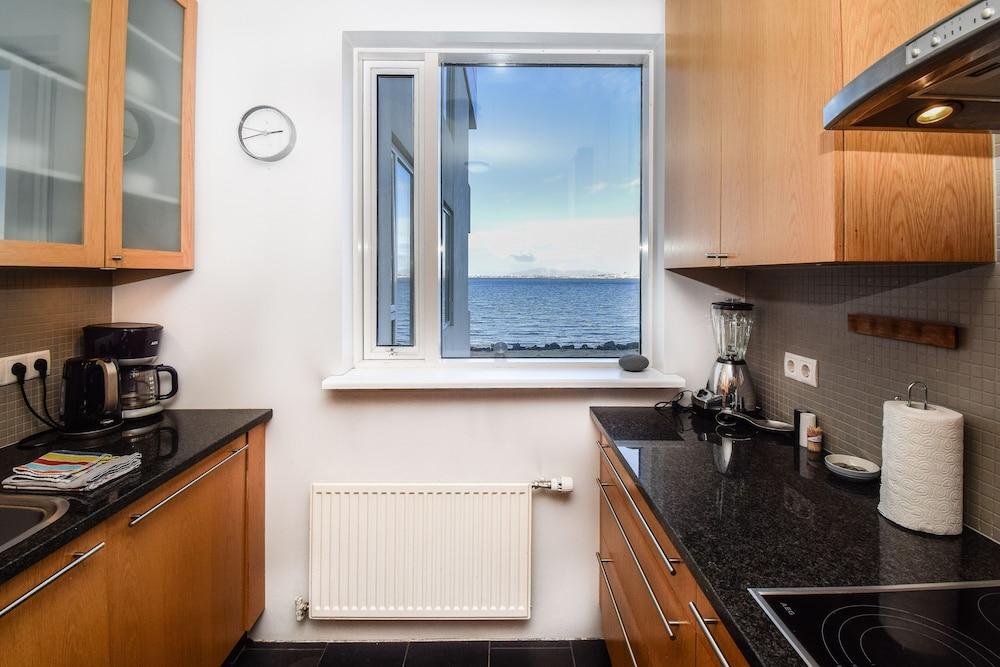 Seaside Paradise Apartment 2