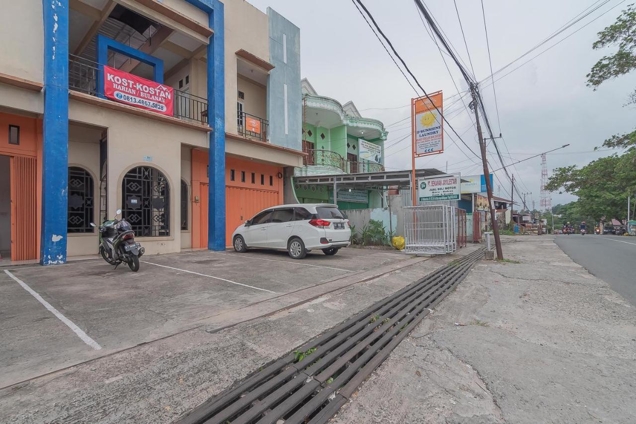 Syariah Near Terminal Batu Ampar 2 by Reddoorz 2