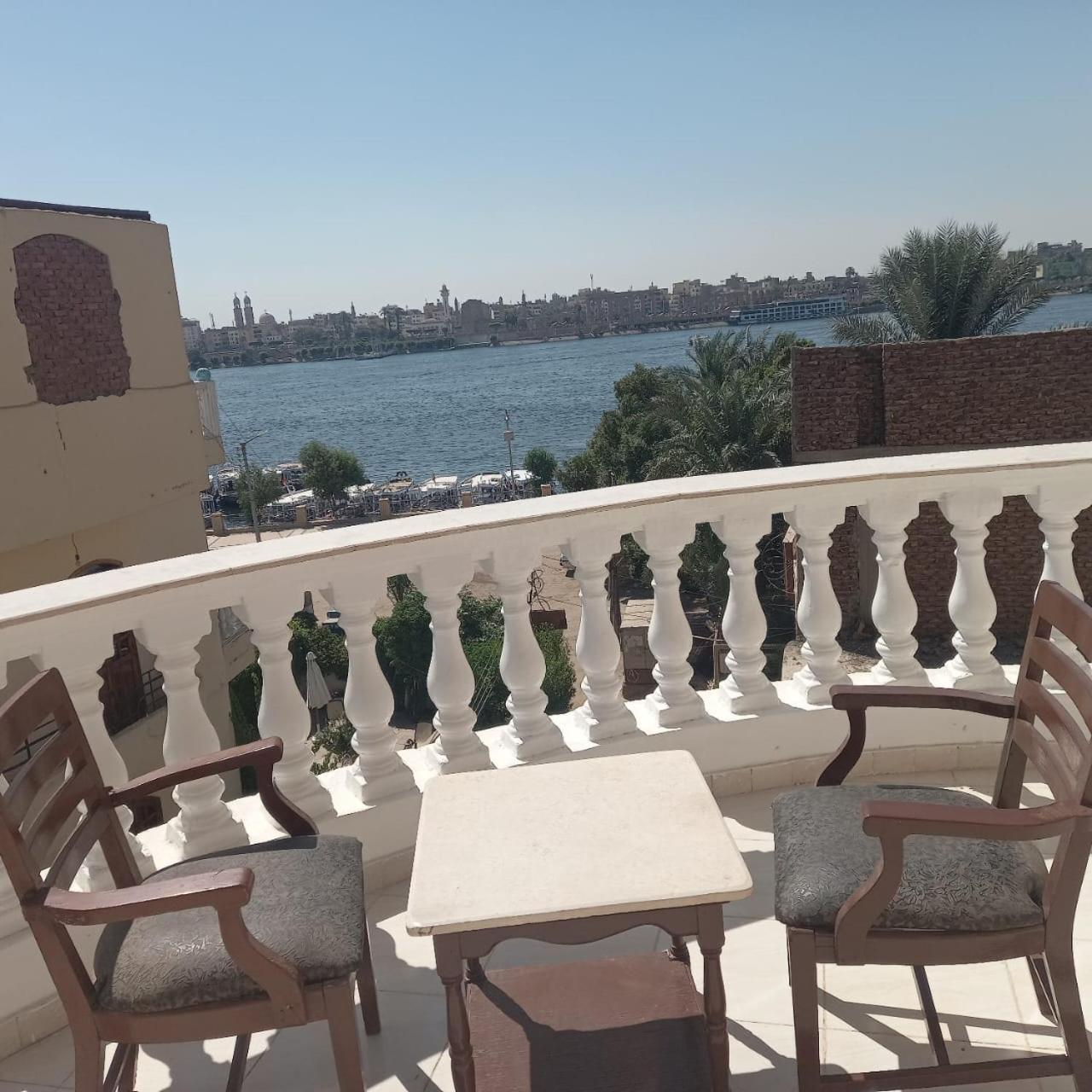 Nile Sunrise Flats 1