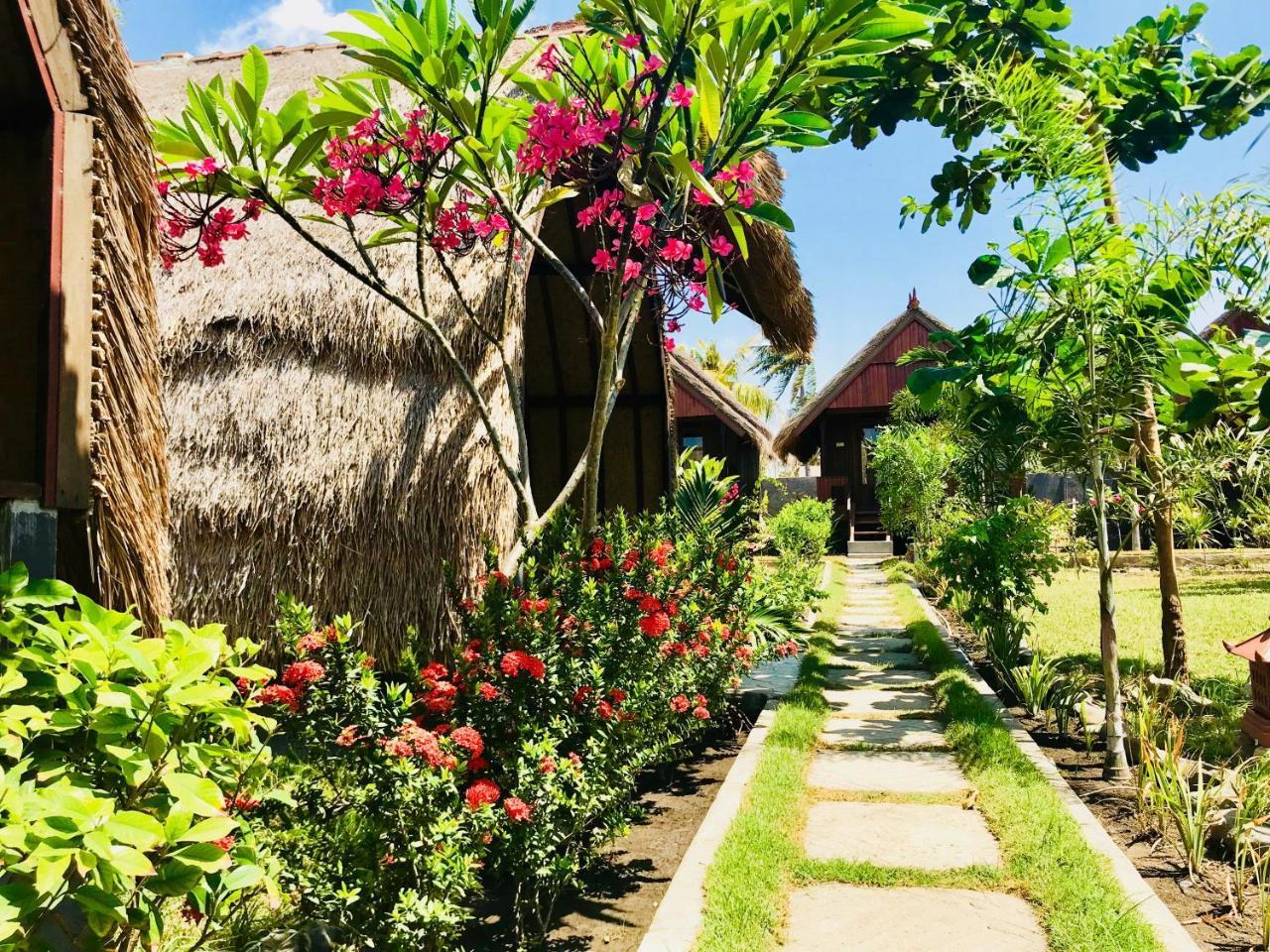 Bintang Tiga Bungalows Gili Air 2