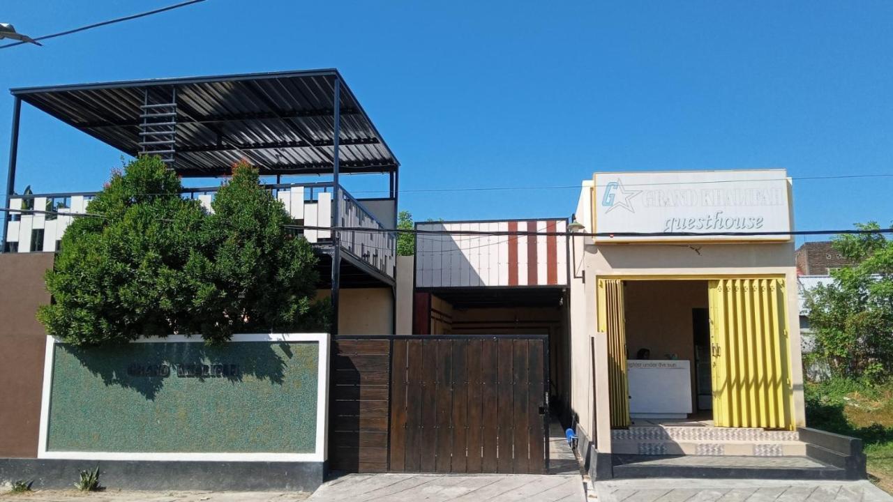 Grand Khalifah Guesthouse