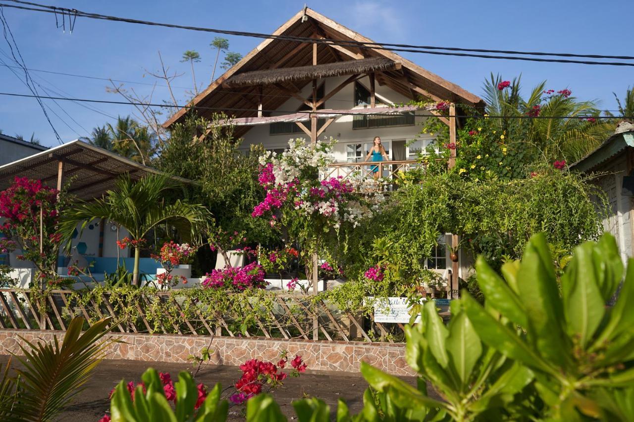 Serenity Luxurious Beachfront Villa & SPA with Private Infinity Pool, 8 Guests 1