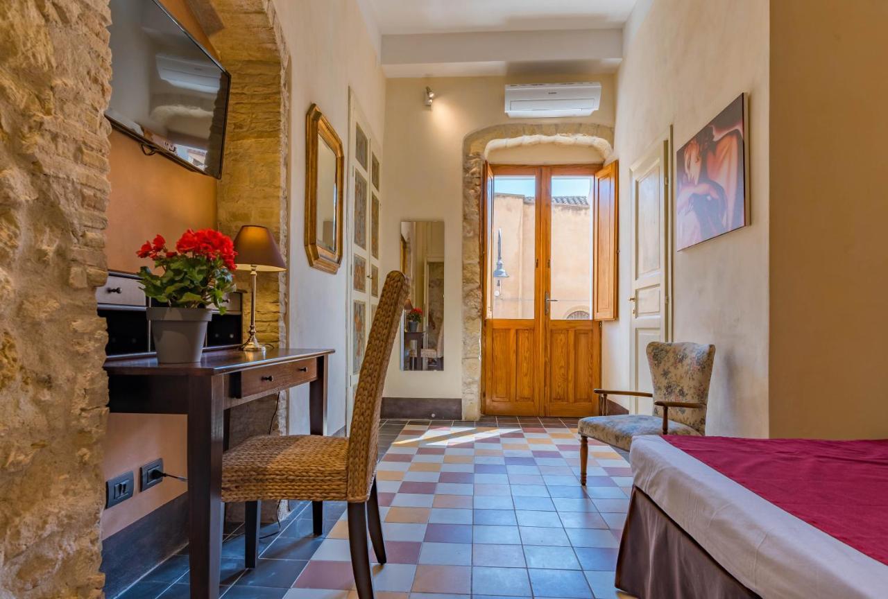 Cappuccine Guesthouse 2