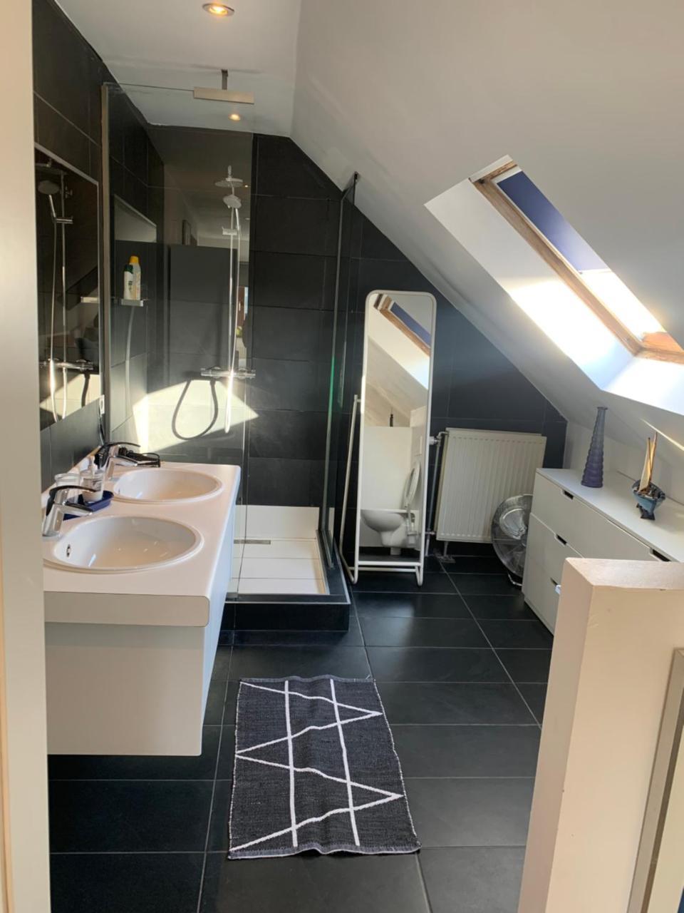 Guest House Time To Escape 1