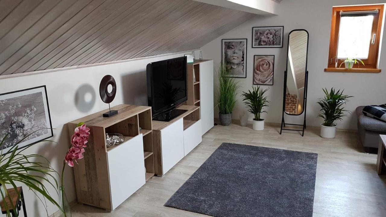 Kleine Gemutliche Mansardenwohnung Im Sudosten Munchens 1