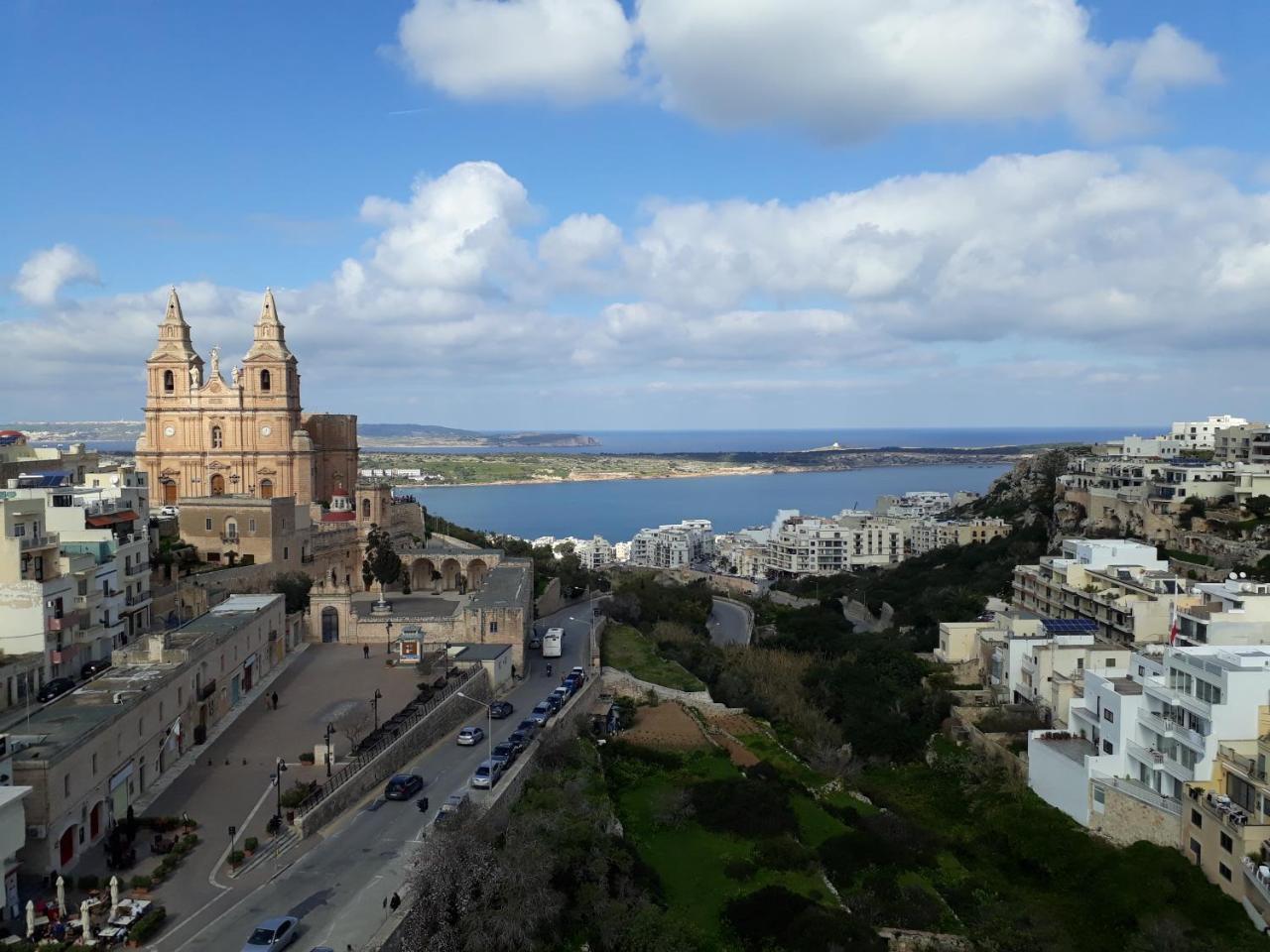 Mellieha Town Centre Bright & Spacious 3 Bedroom Apartment 2