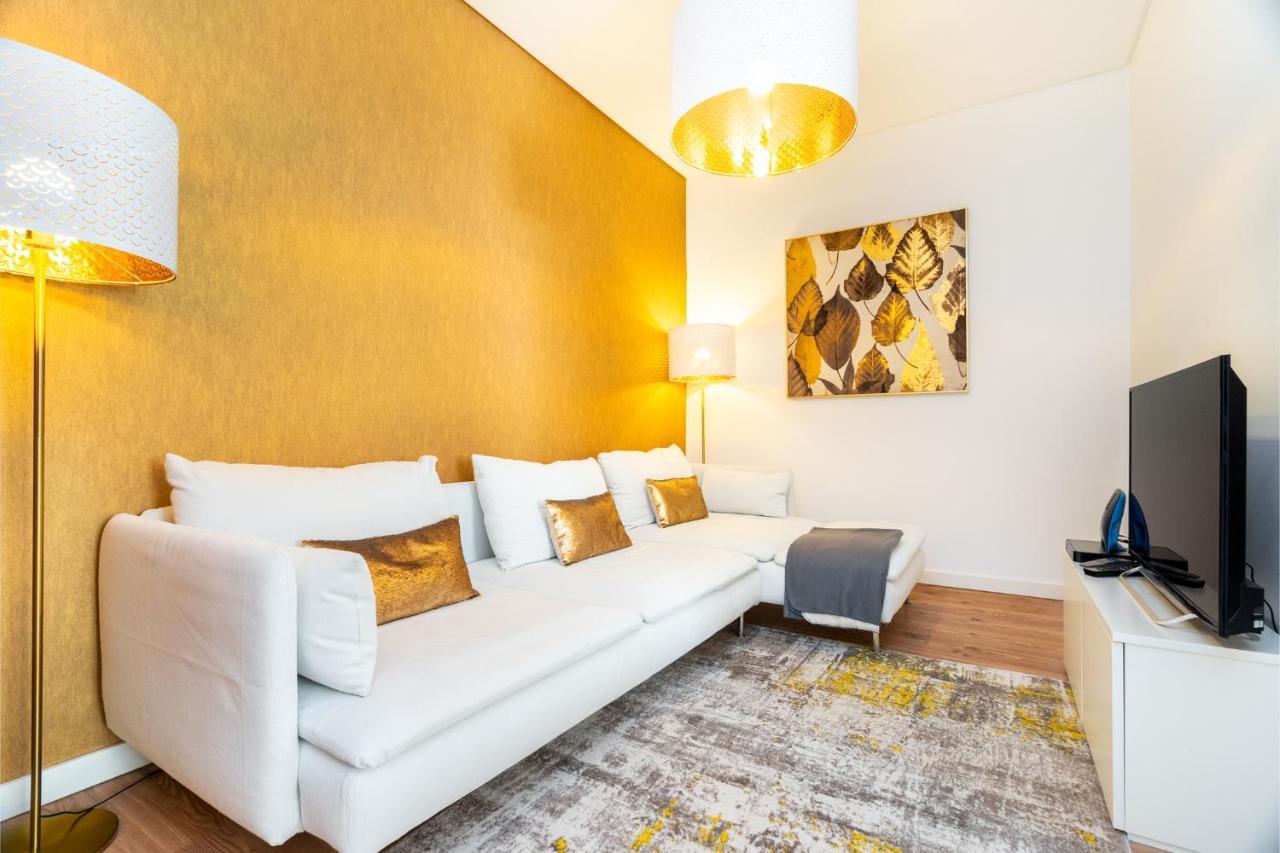 Whome | Golden Premium Apartment 1