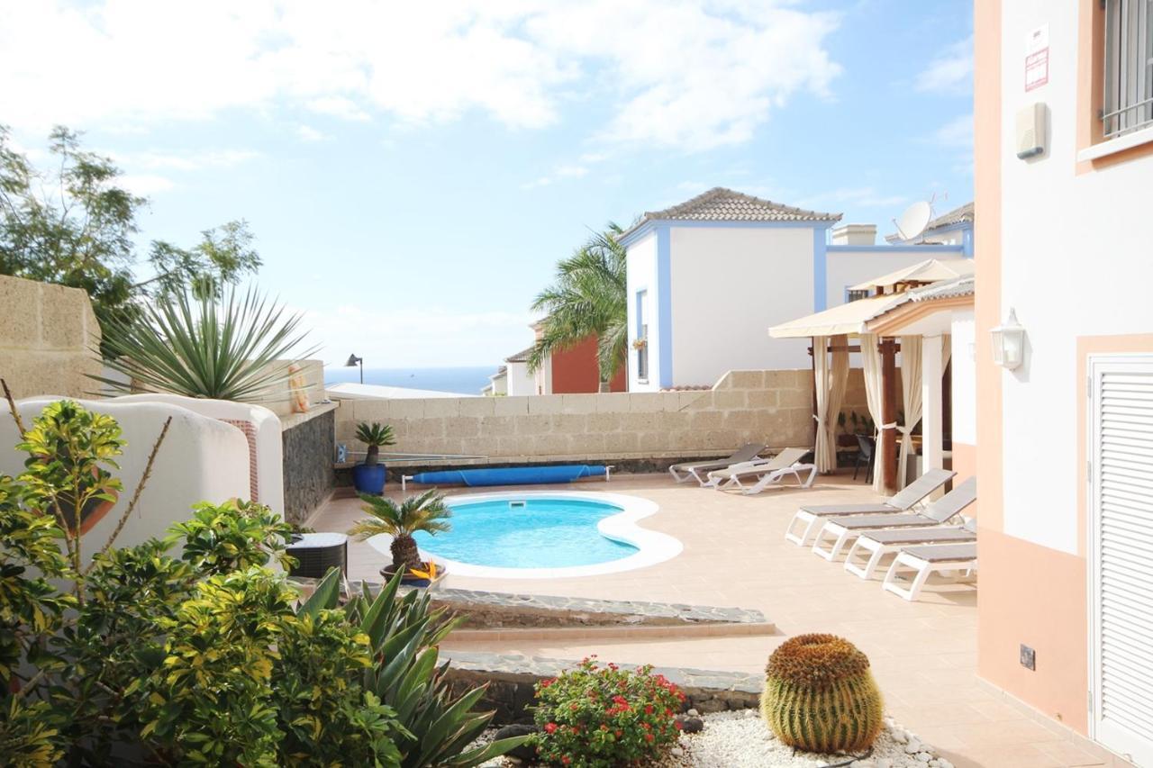 Villa with Pool in Madronal Fanabe, Costa Adeje 1