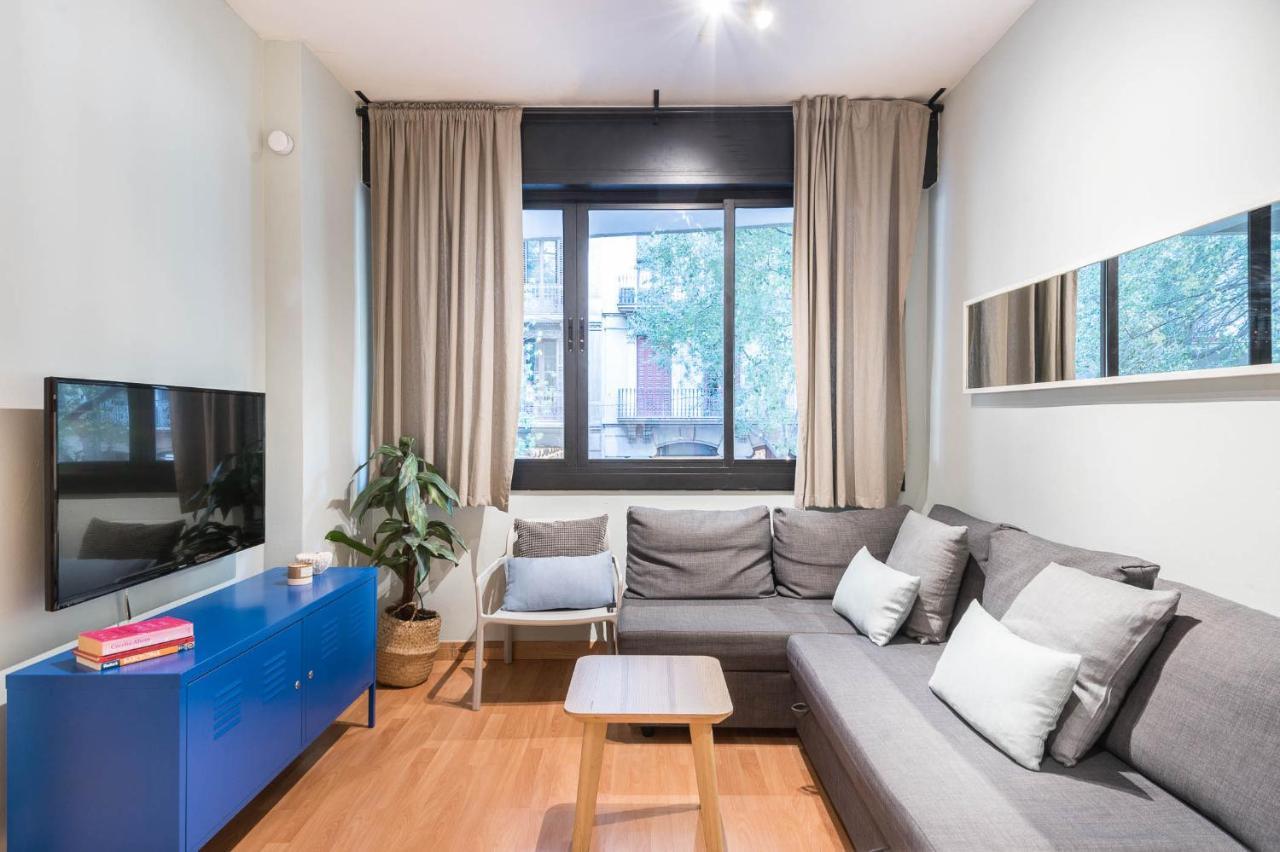 Spacious And Comfortable Apt in the City Center 1