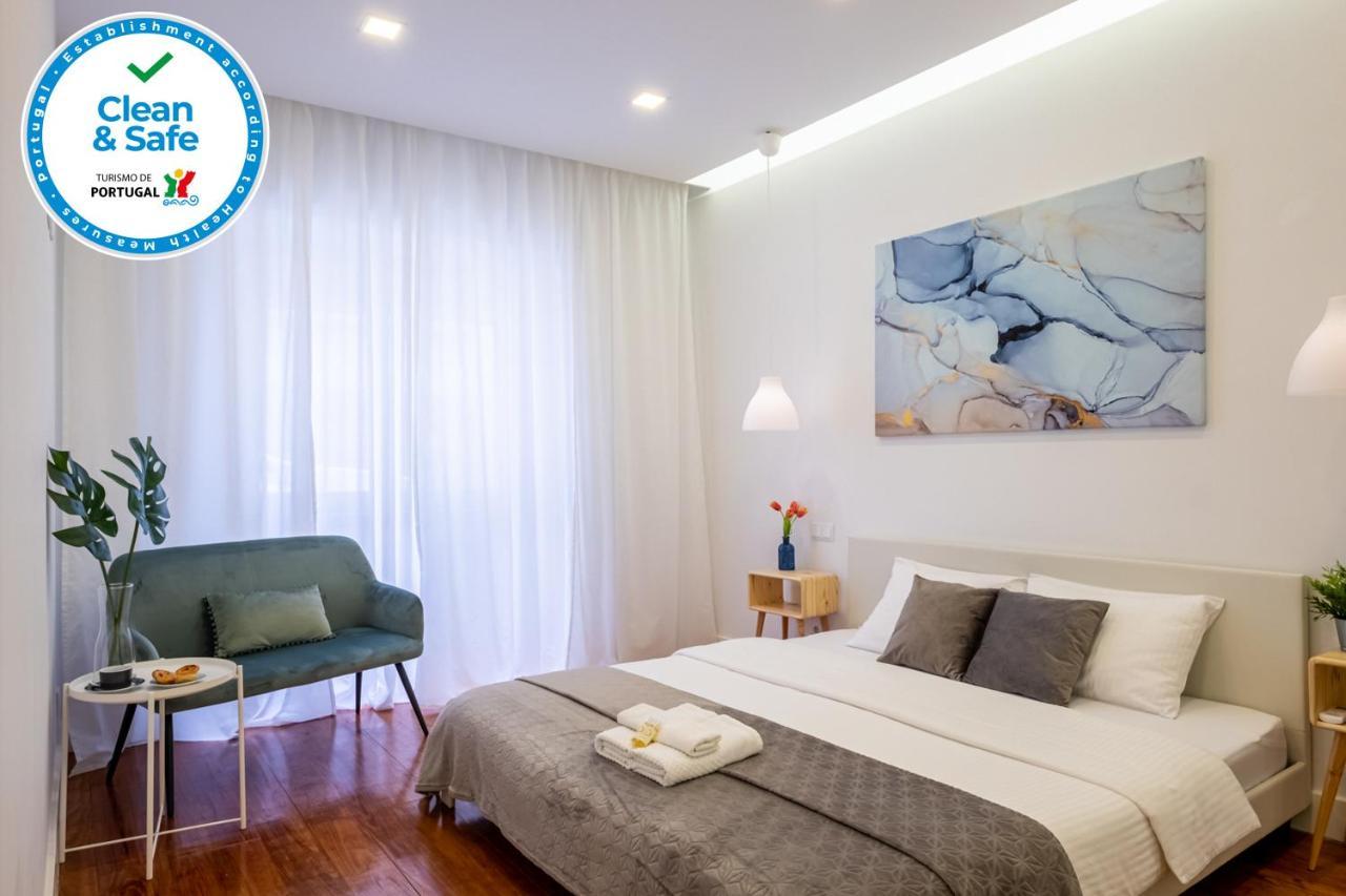 Hola Lisbon Suites (Adults only)