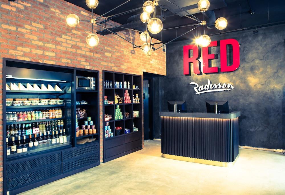 Radisson Red London Greenwich the O2 1