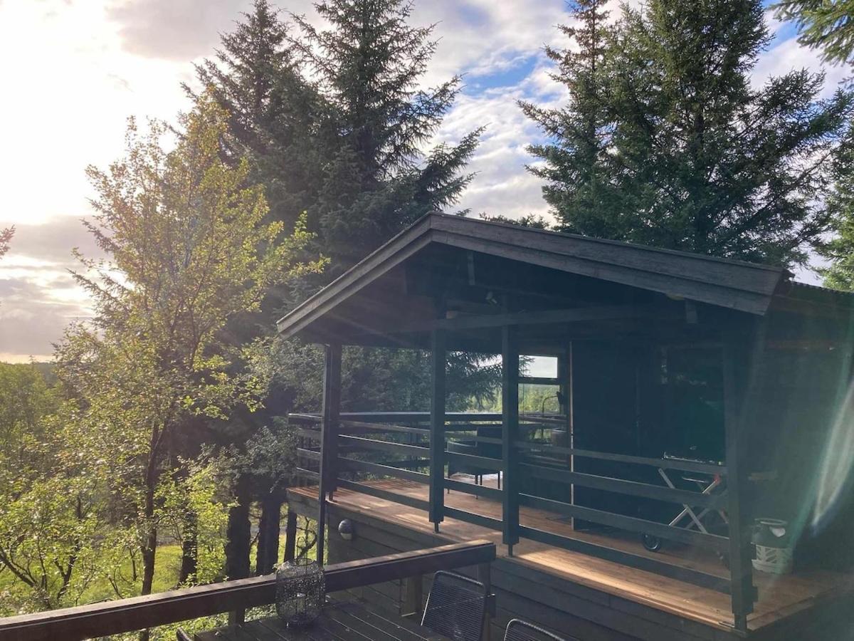 Lovely Cabin in the Capital Area with Hot Tube 2