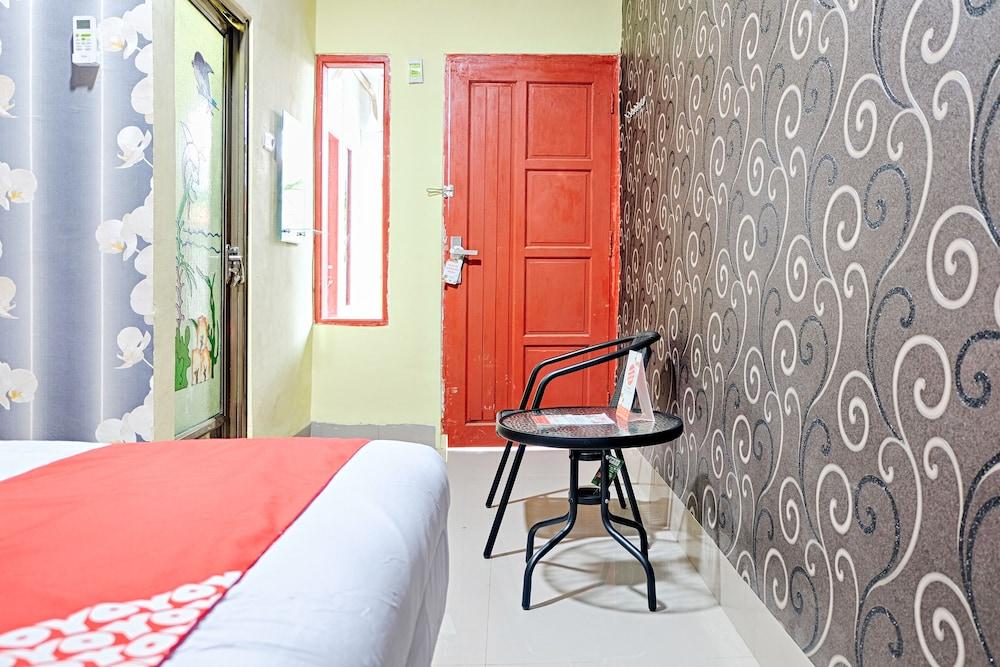 Hotel Jinan Makassar by Oyo Rooms 2