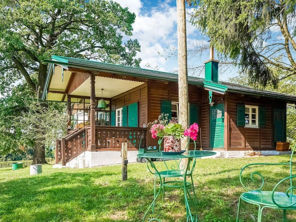 Quaint Holiday Home with Fireplace And Terrace